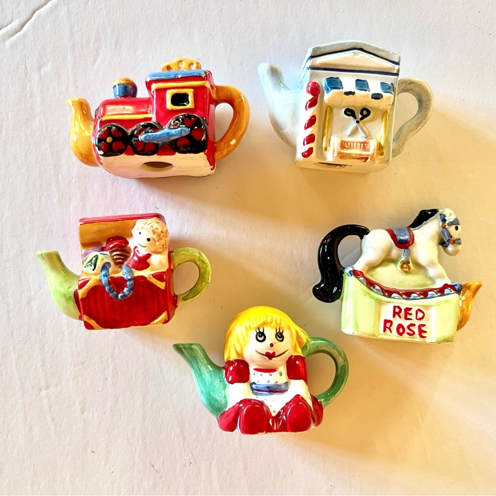Red Rose Colorful Ceramic Toy Teapot Set